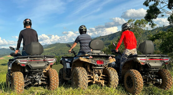 Passeio de Quadriciclo em Pedra Bela